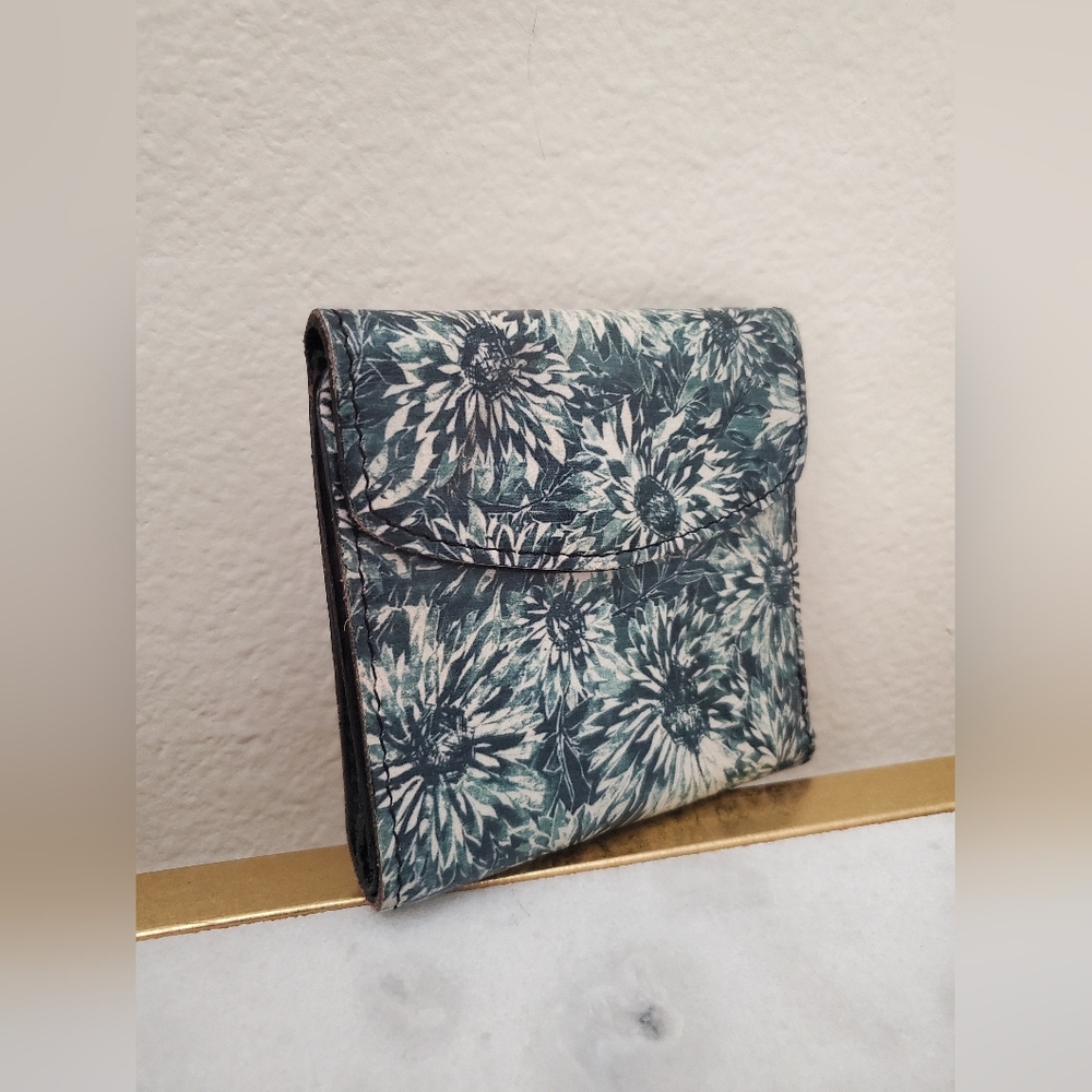 Patricia Nash Blue Floral Leather Wallet - Picture 2 of 16